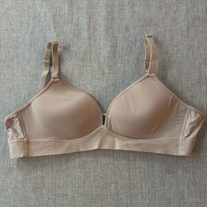 Lively Bralette Wireless J hook lightly‎ lined nude size 32C